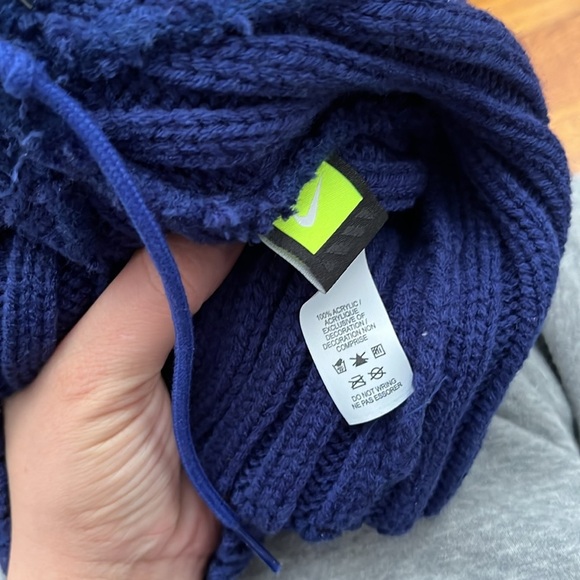 Nike Navy Blue Pom Beanie - Picture 3 of 3